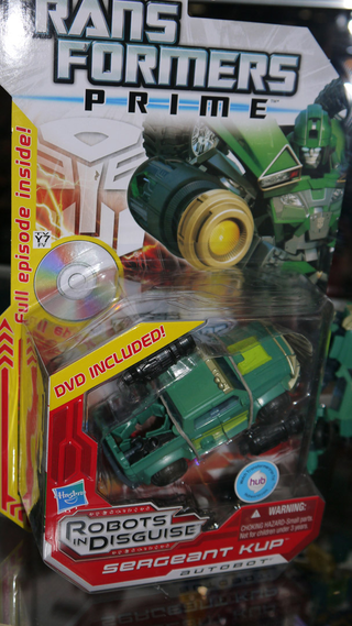 Illustration for article titled Don't Like Grimlock? Here are All the Transformers Hasbro Brought to San Diego